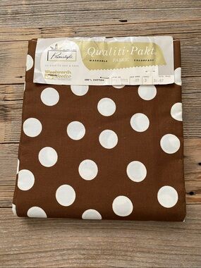 Vintage Primstyle Qualiti-Pakt 100% Cotton Fabric. 3 yds.